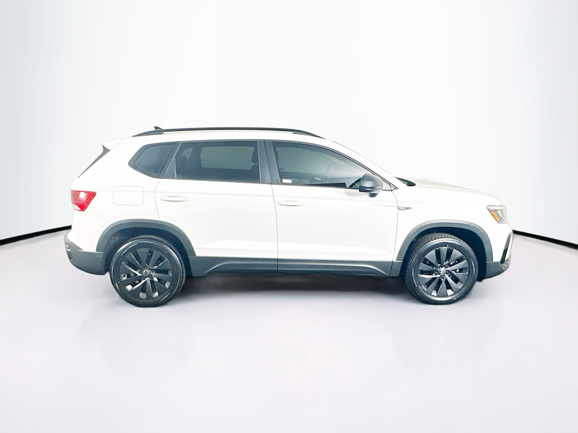 Used 2022 Volkswagen Taos S FWD image 10