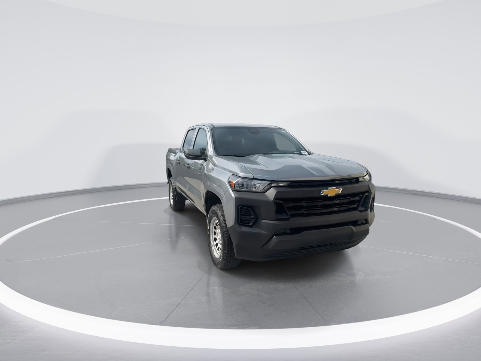 Used 2023 Chevrolet Colorado W/T RWD image 2