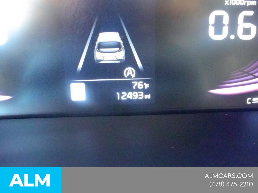 Used 2025 Kia Soul LX w/ LX Technology Package FWD image 43