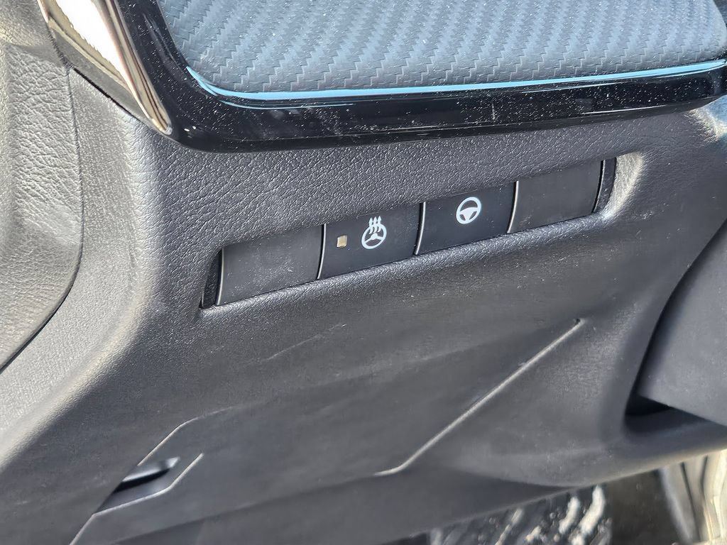 New 2026 Nissan Kicks SR w/ SR Premium Package AWD/4WD image 18