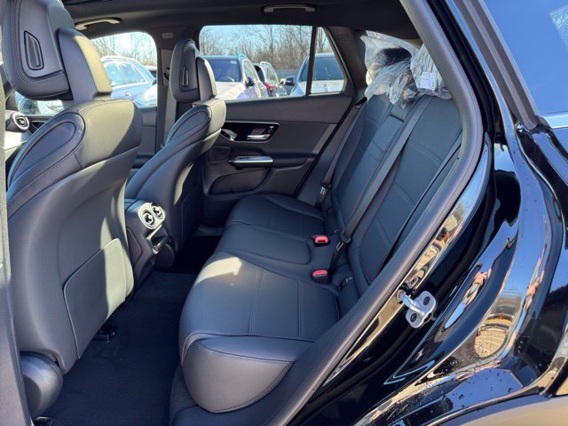Used 2026 Mercedes-Benz GLC 300 4MATIC image 13