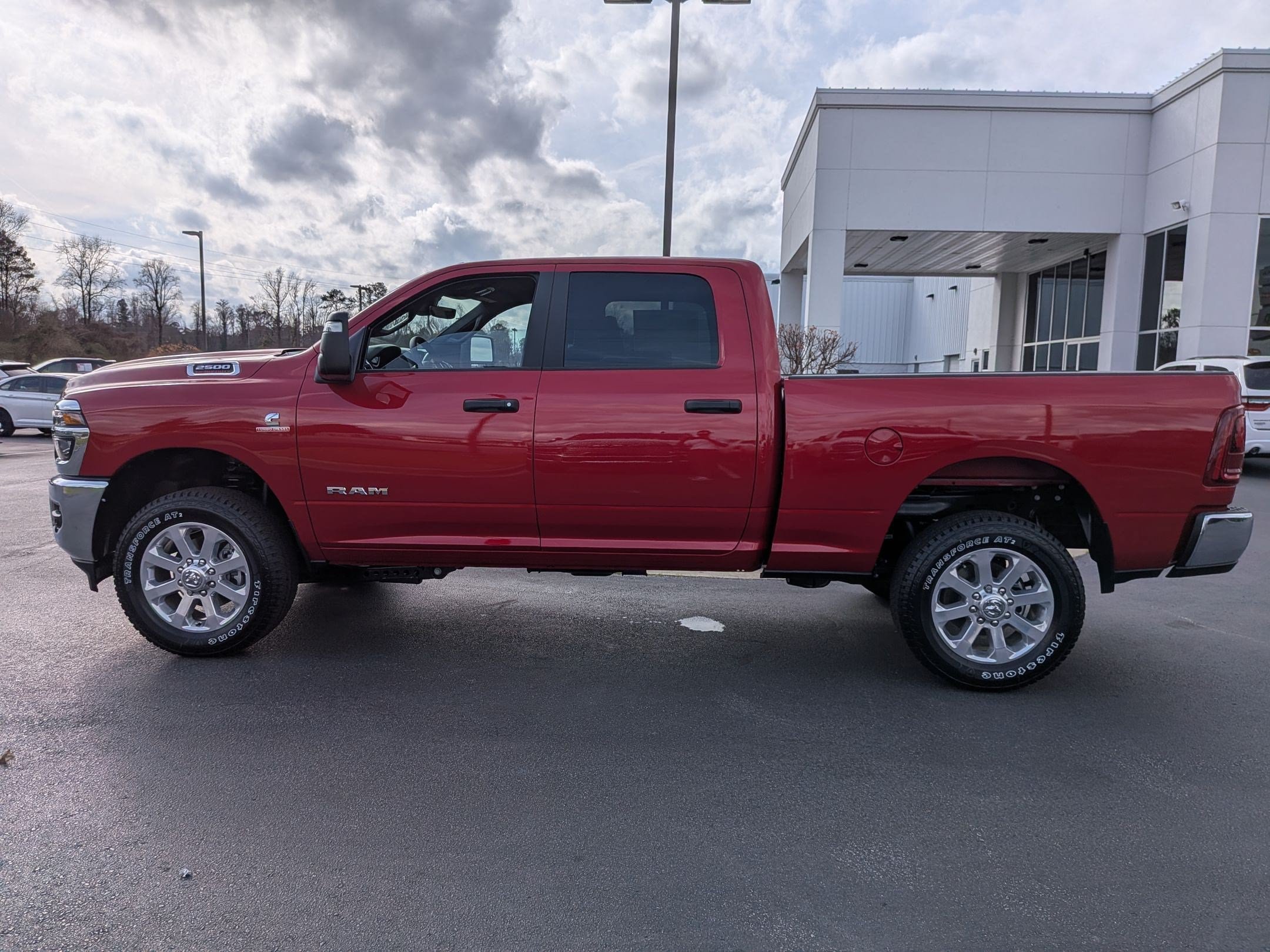 New 2026 RAM 2500 Big Horn AWD/4WD image 8