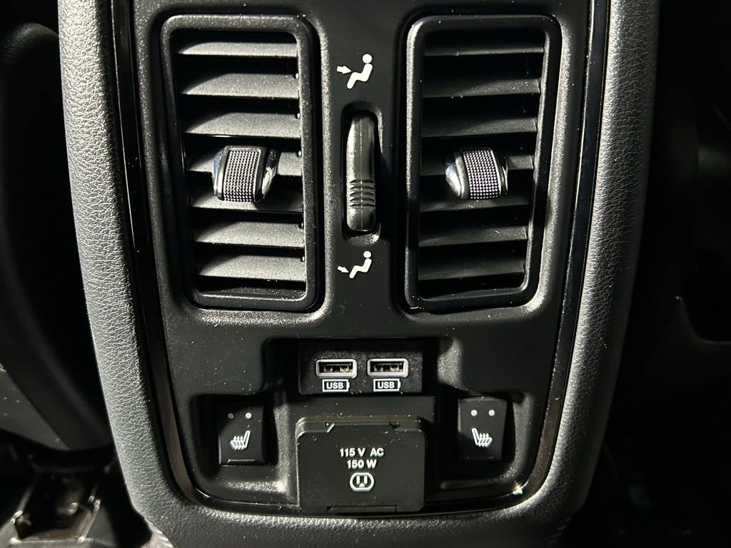Used 2018 Jeep Grand Cherokee Trackhawk AWD/4WD image 19
