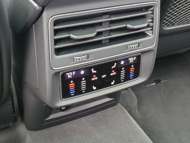 Used 2022 Audi SQ8 Prestige image 8