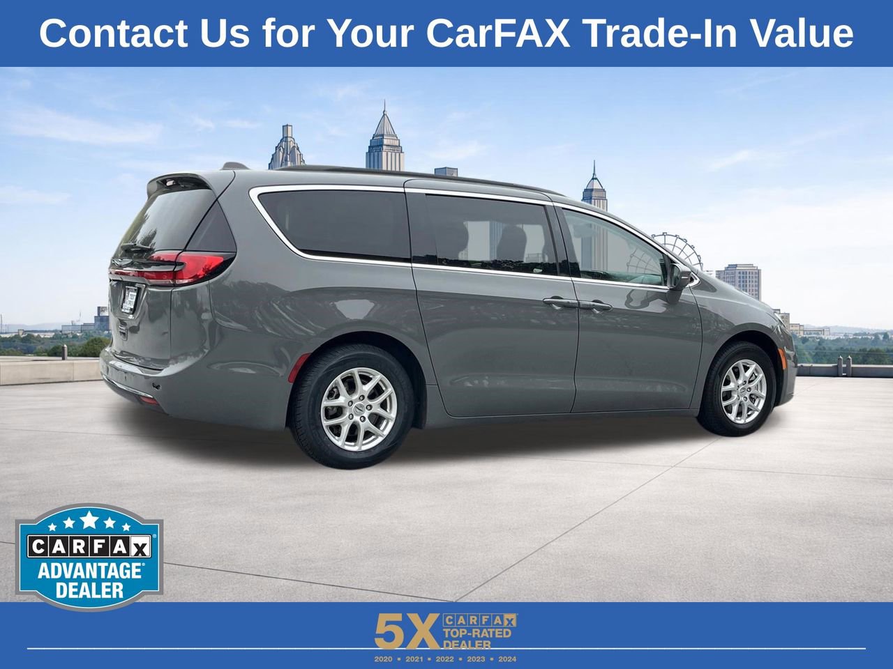 Used 2022 Chrysler Pacifica Touring-L image 27