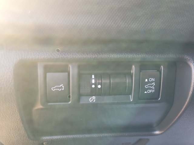 Used 2025 Subaru Forester Touring AWD/4WD image 16
