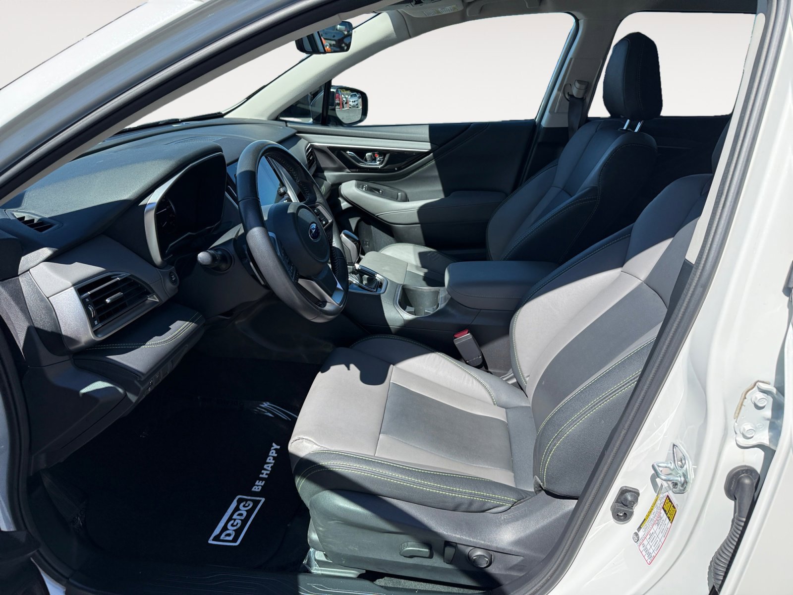 Used 2023 Subaru Outback Onyx Edition image 10