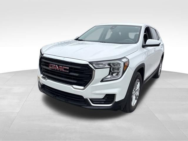 Used 2023 GMC Terrain SLE image 1