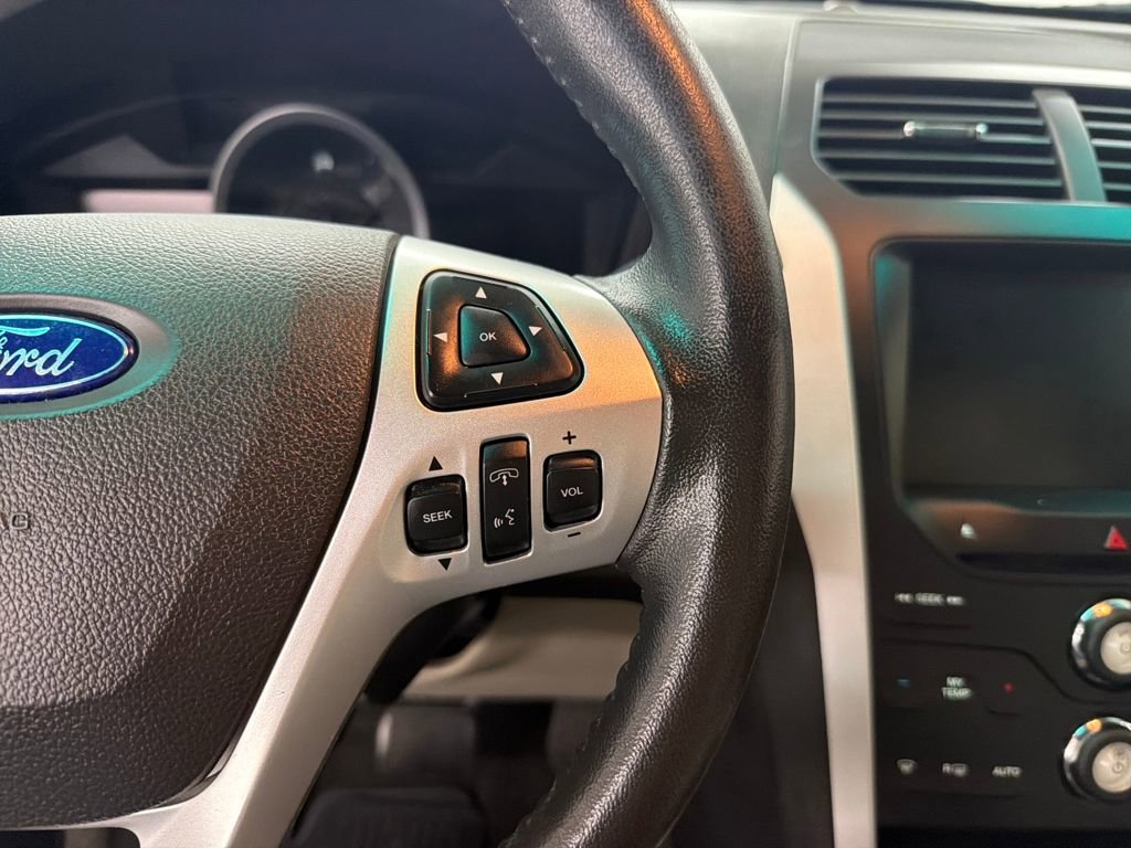 Used 2015 Ford Explorer XLT w/ Equipment Group 202A image 19