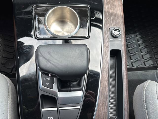 Used 2023 Audi Q5 Prestige AWD/4WD image 24