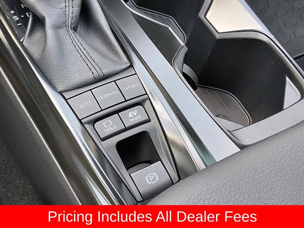 Used 2026 Toyota Camry SE w/ Convenience Package FWD image 23