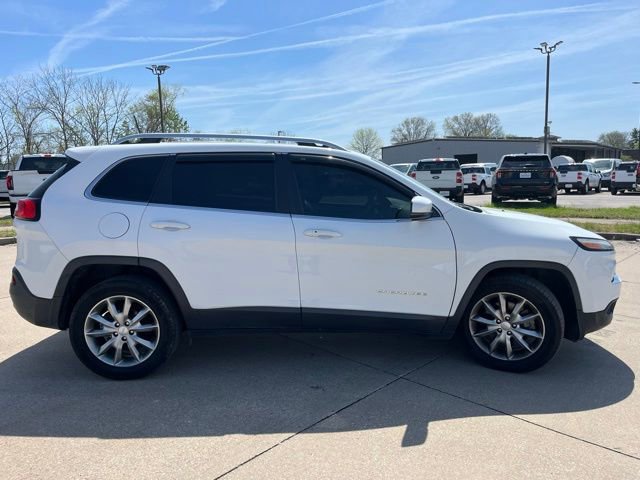 Used 2018 Jeep Cherokee Limited image 7