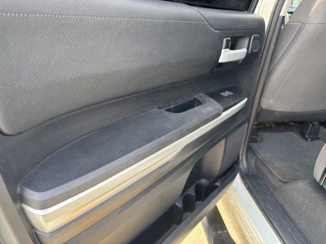 Used 2015 Toyota Tundra SR5 w/ SR5 Upgrade Package image 19