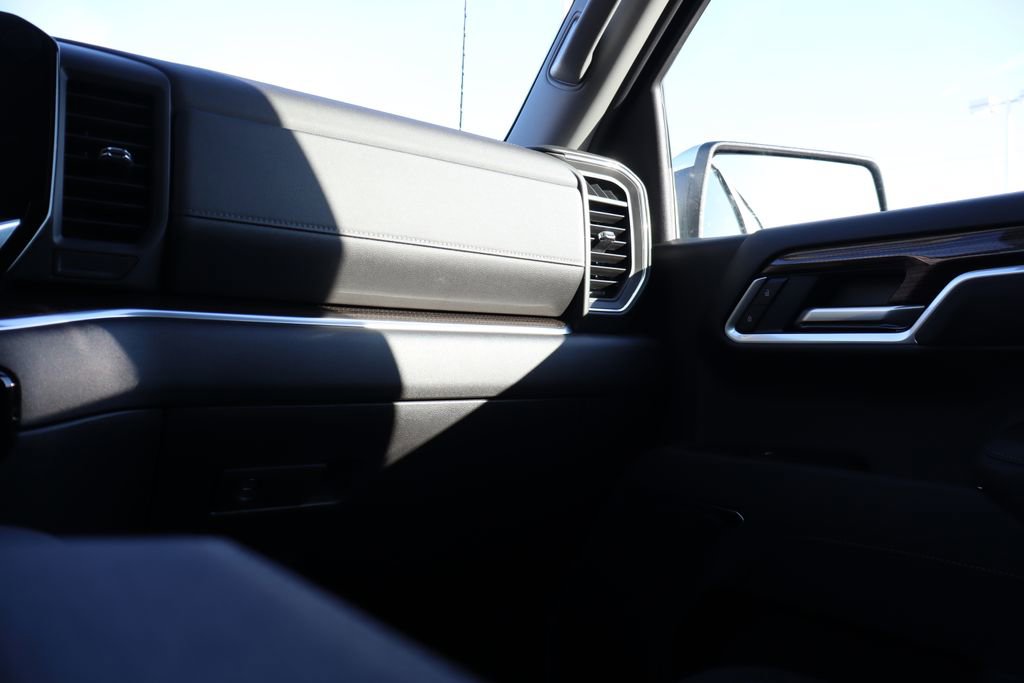 New 2026 Chevrolet Silverado 1500 LT image 39