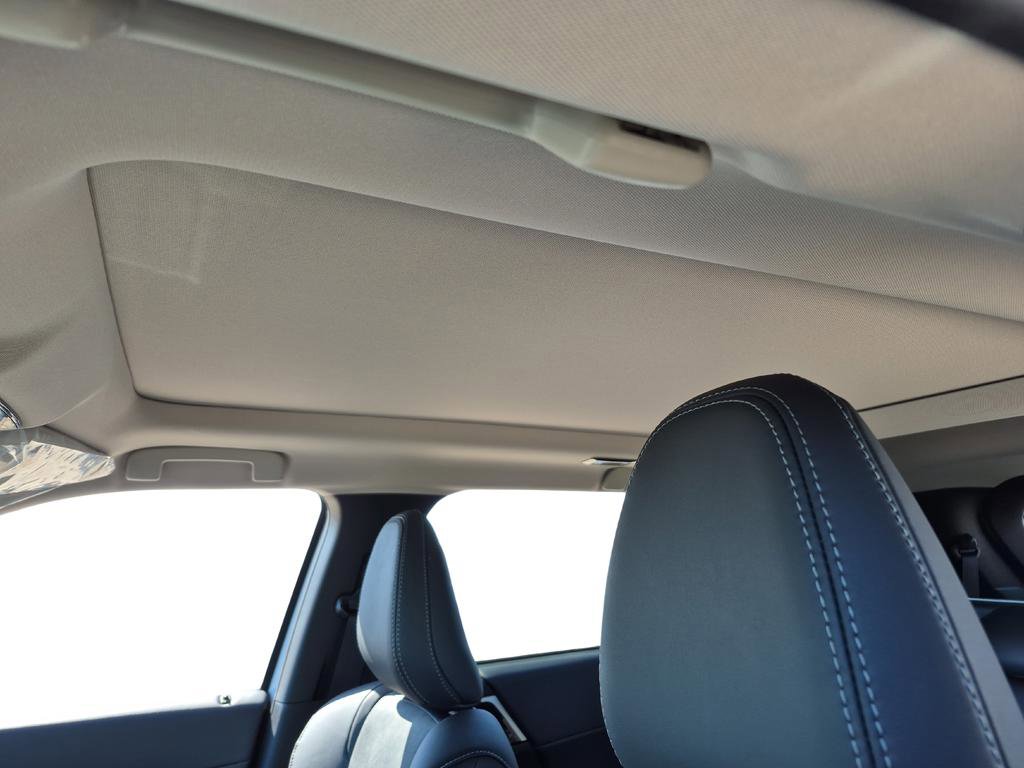 New 2026 Mitsubishi Outlander AWD image 17