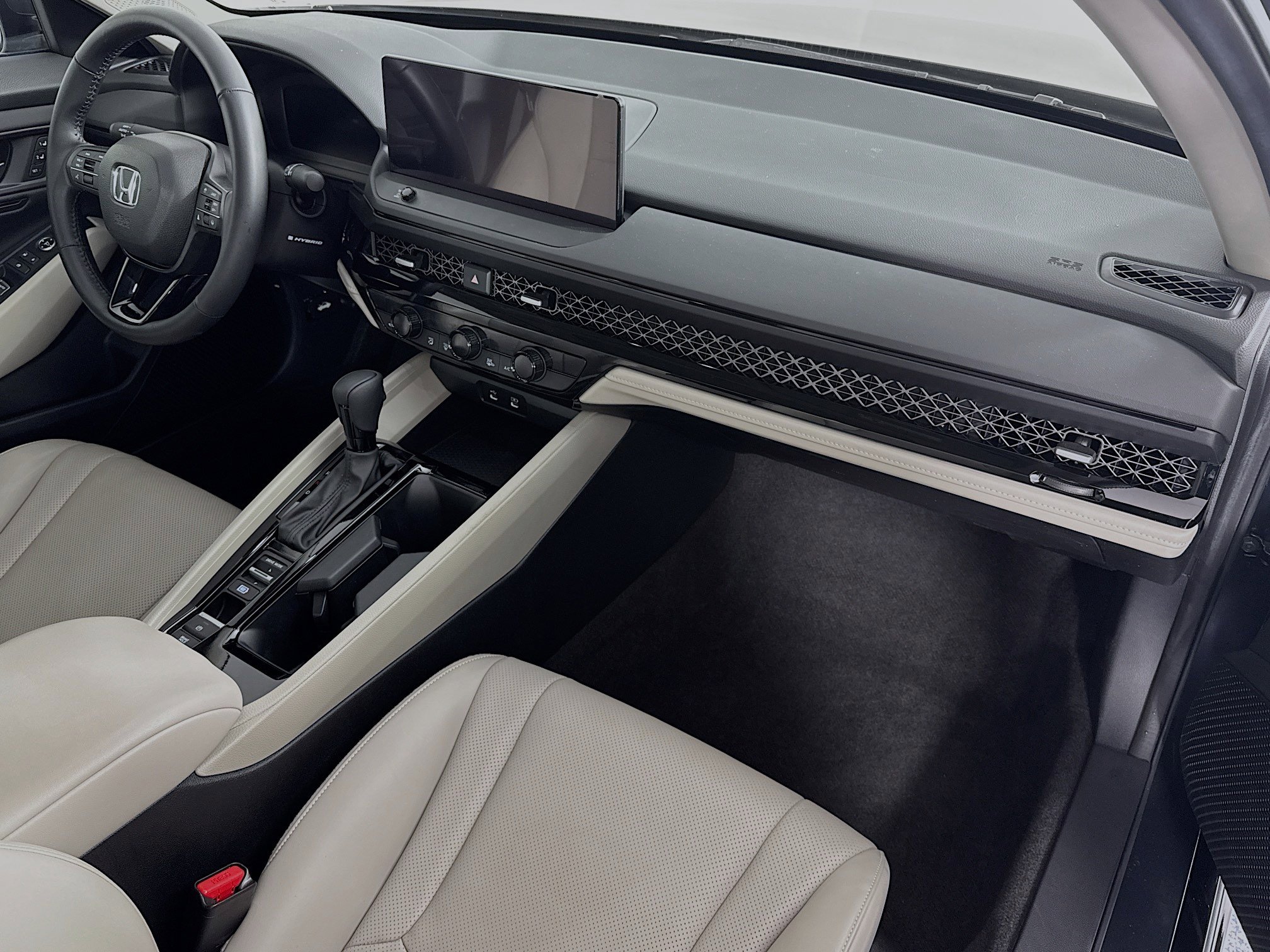 Certified 2024 Honda Accord EX-L image 28