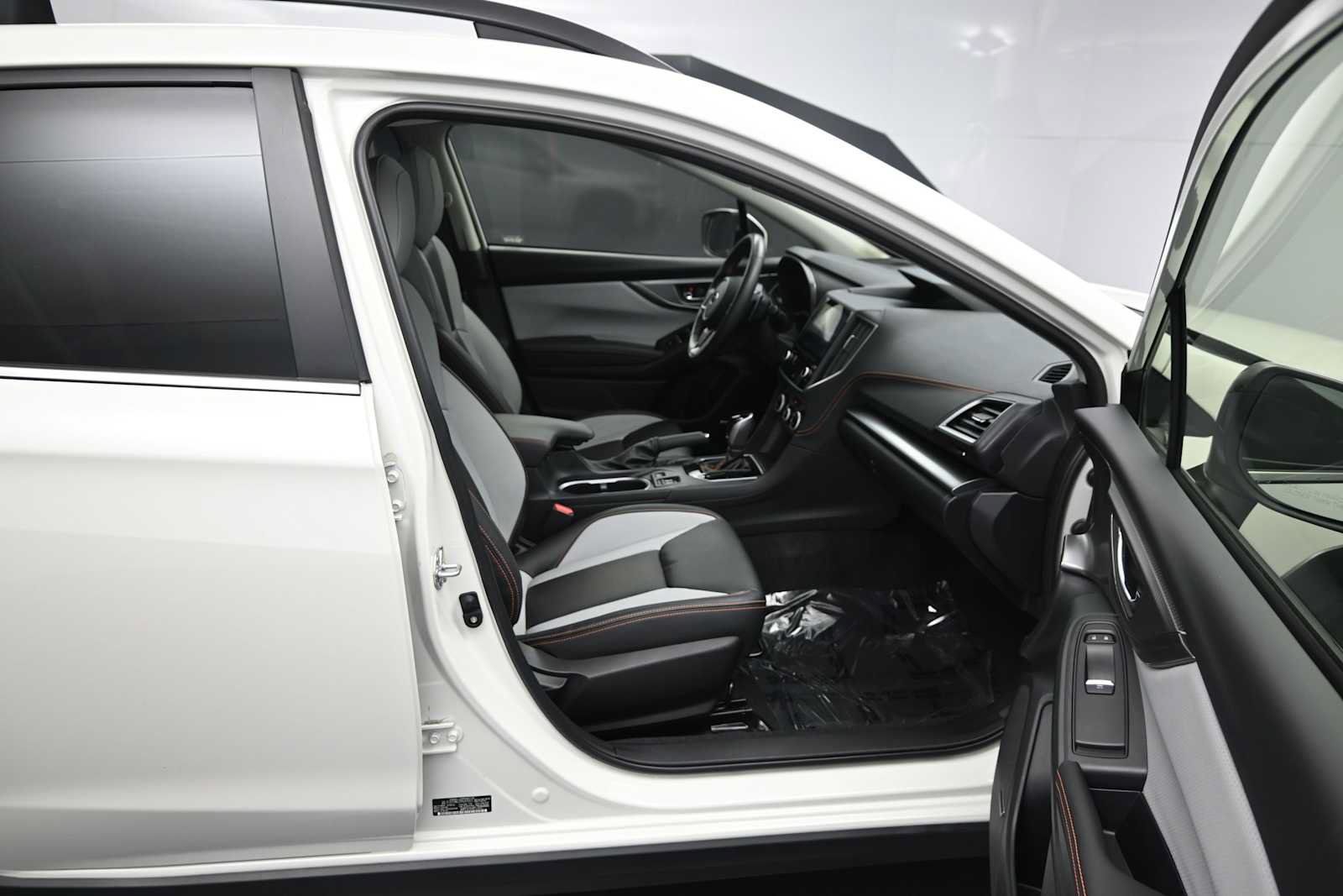 Used 2023 Subaru Crosstrek 2.5i Limited AWD/4WD image 21