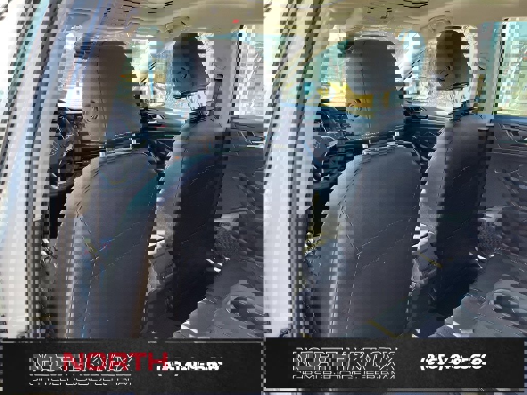 Used 2024 Volkswagen Jetta SEL image 16