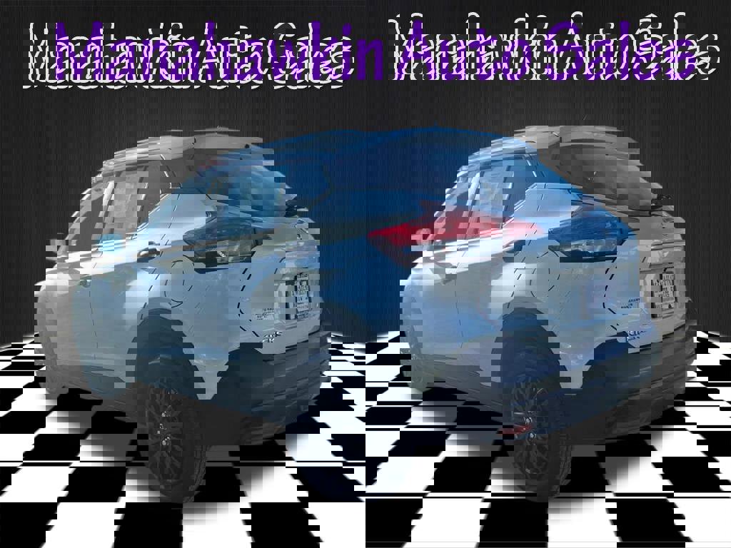 Used 2019 Nissan Kicks S image 3