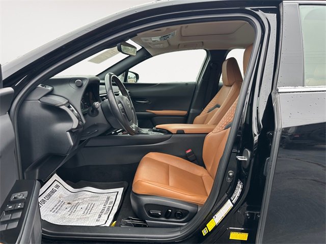 Used 2022 Lexus UX 250h w/ Premium Package image 9