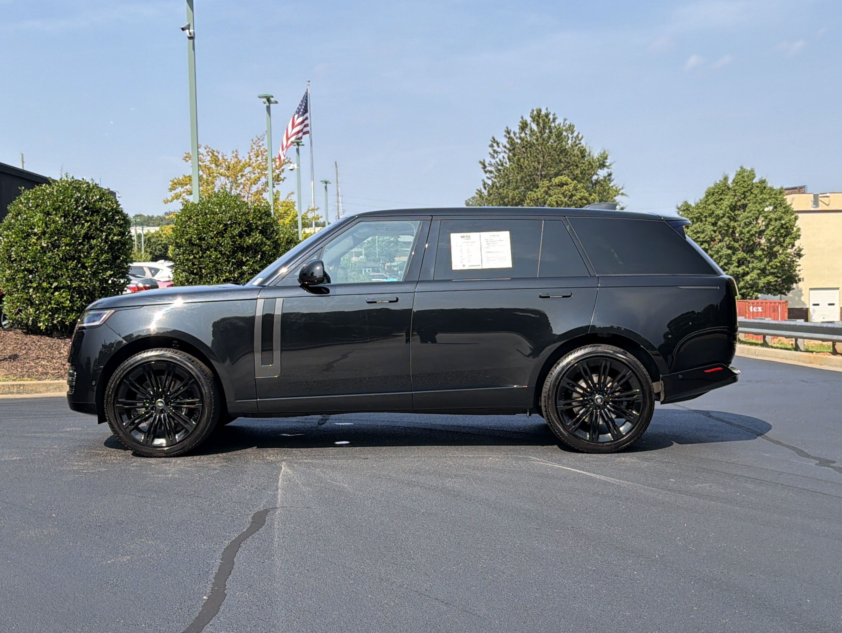 Used 2023 Land Rover Range Rover Long Wheelbase First Edition AWD/4WD image 15