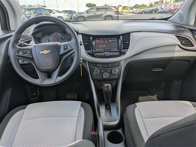 Used 2022 Chevrolet Trax LS w/ Tint and Cruise Package image 17
