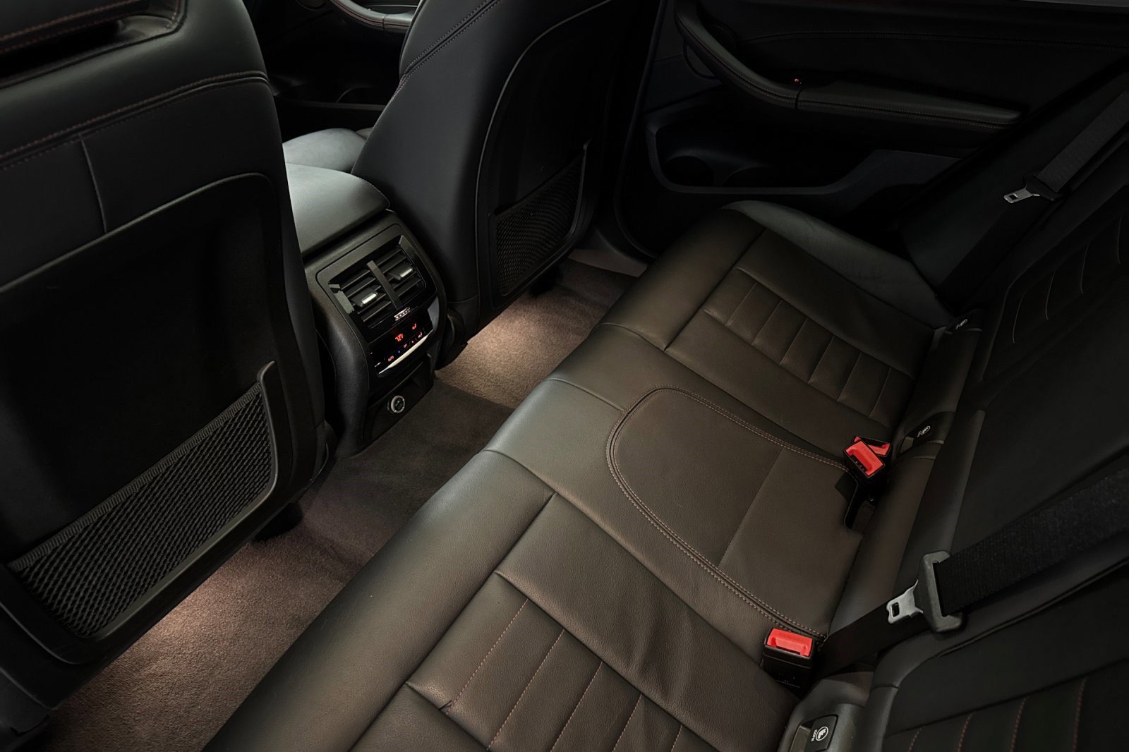 Used 2019 BMW X4 M40i w/ Executive Package image 28