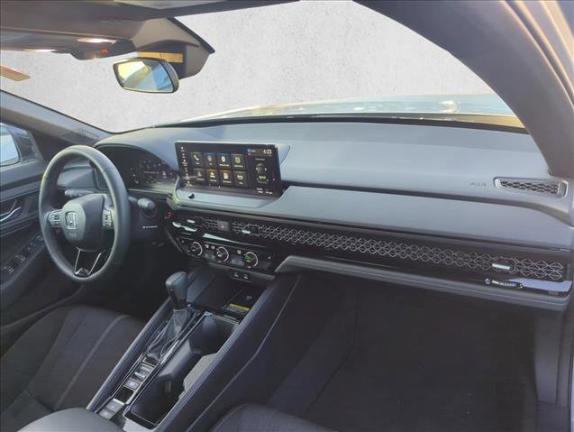 Used 2025 Honda Accord Sport image 27