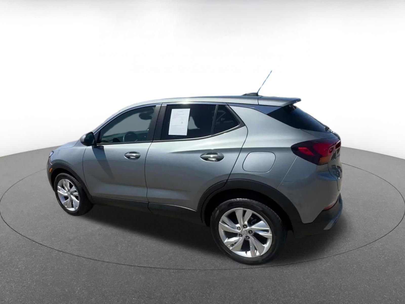Used 2025 Buick Encore GX Preferred FWD image 10