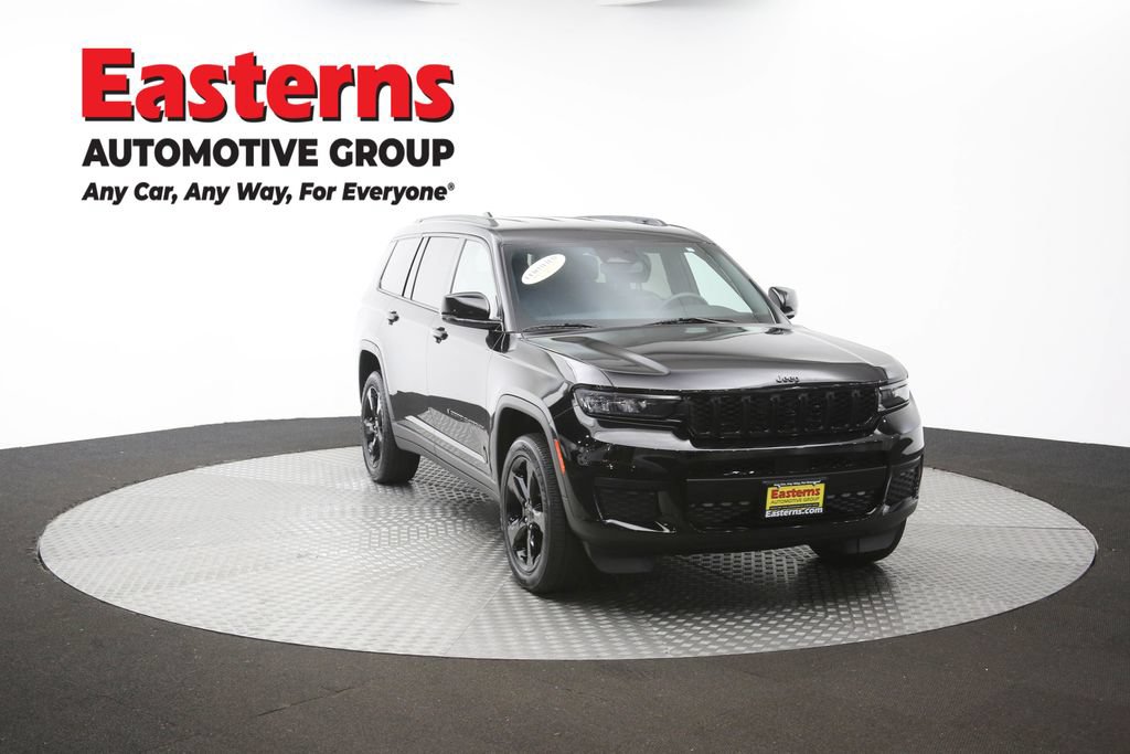Used 2023 Jeep Grand Cherokee L Laredo AWD/4WD image 52