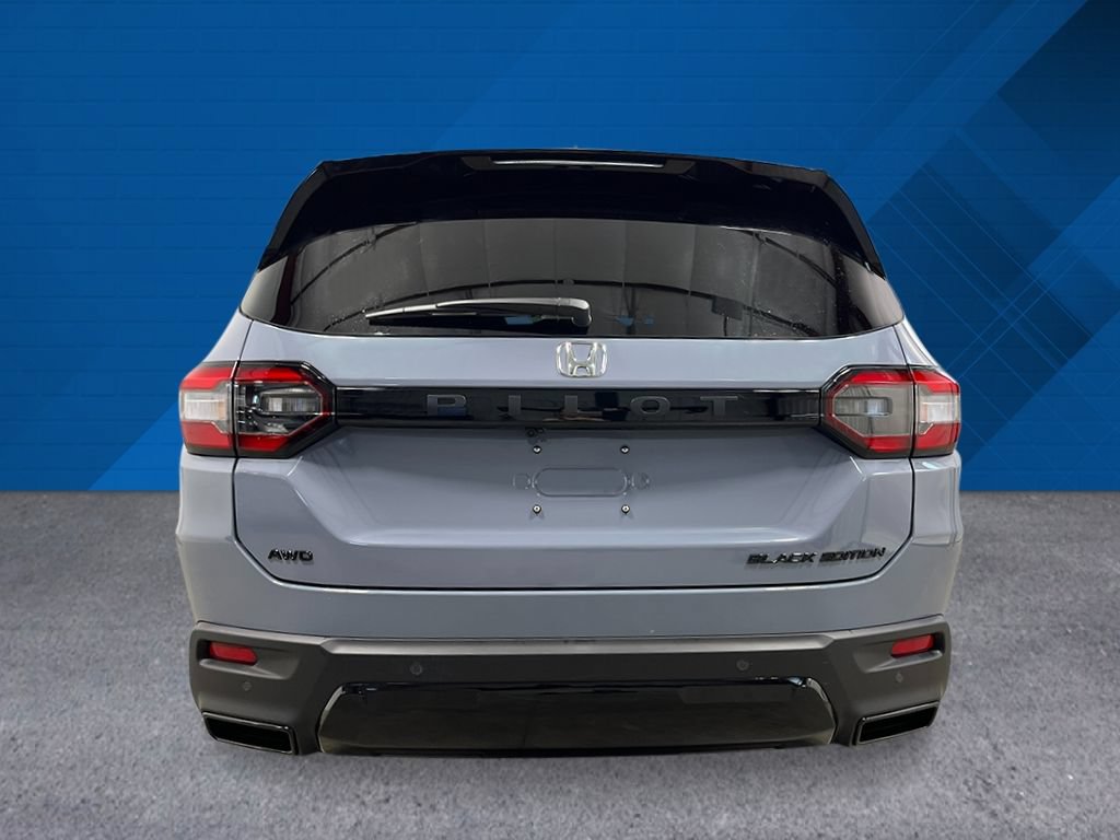 New 2026 Honda Pilot Black Edition image 5