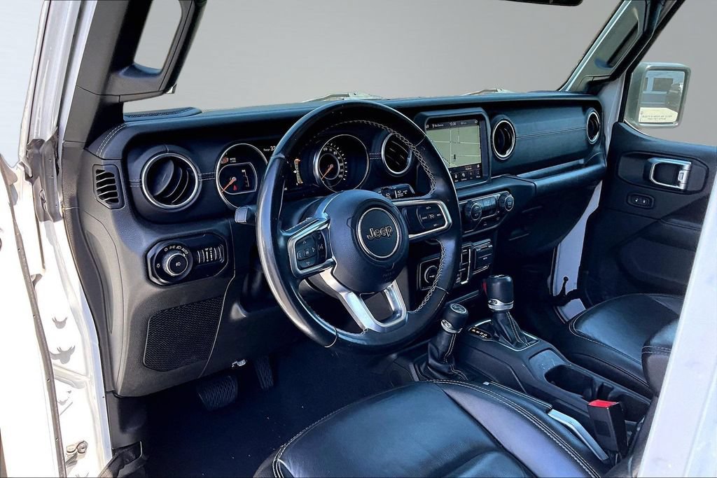 Certified 2019 Jeep Wrangler Unlimited Sahara AWD/4WD image 4