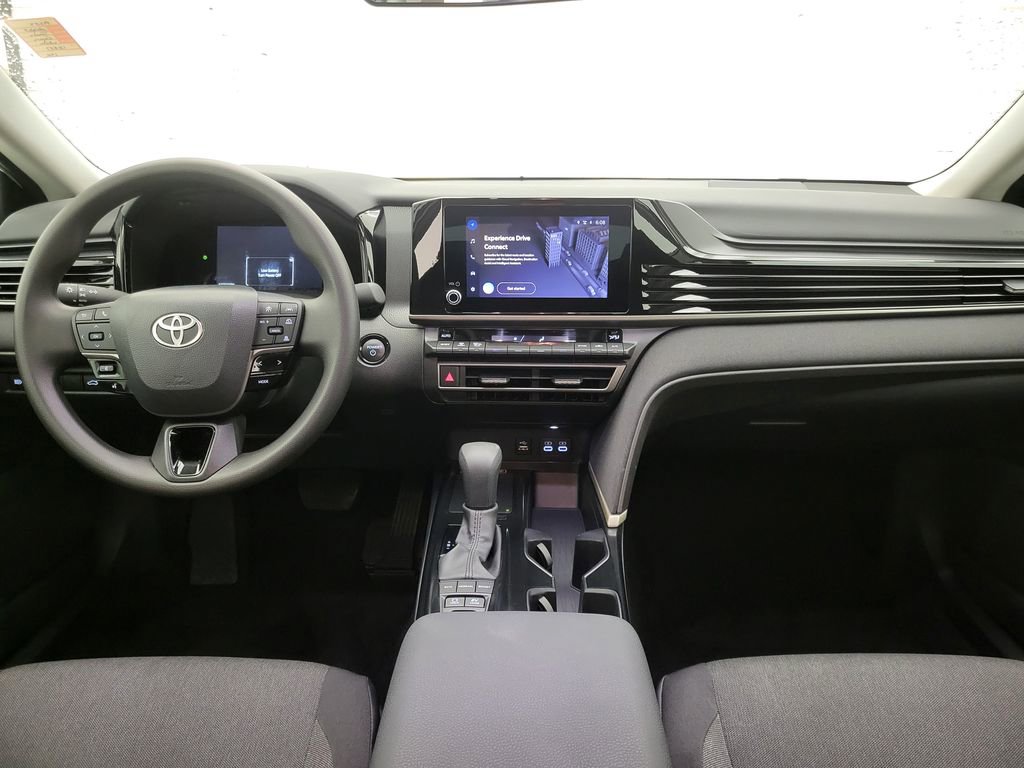 Used 2025 Toyota Camry LE FWD image 39