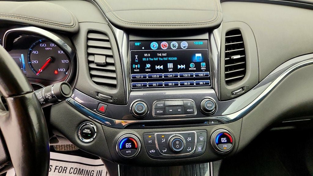 Used 2019 Chevrolet Impala Premier FWD image 13