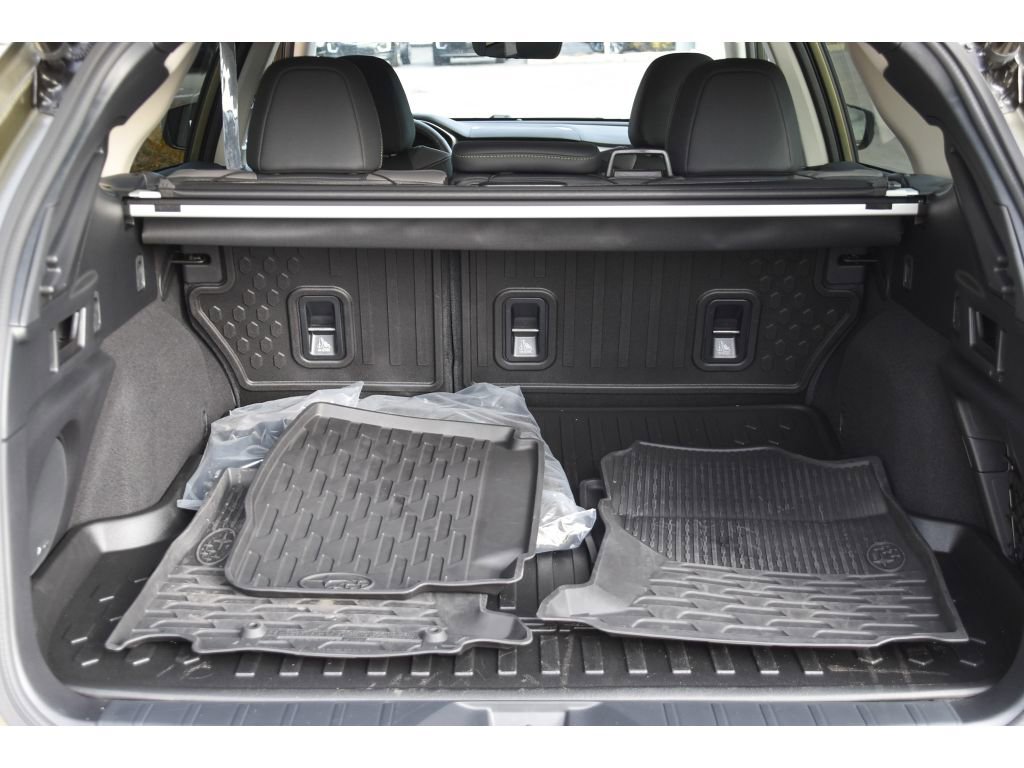 Certified 2025 Subaru Outback Onyx Edition image 25