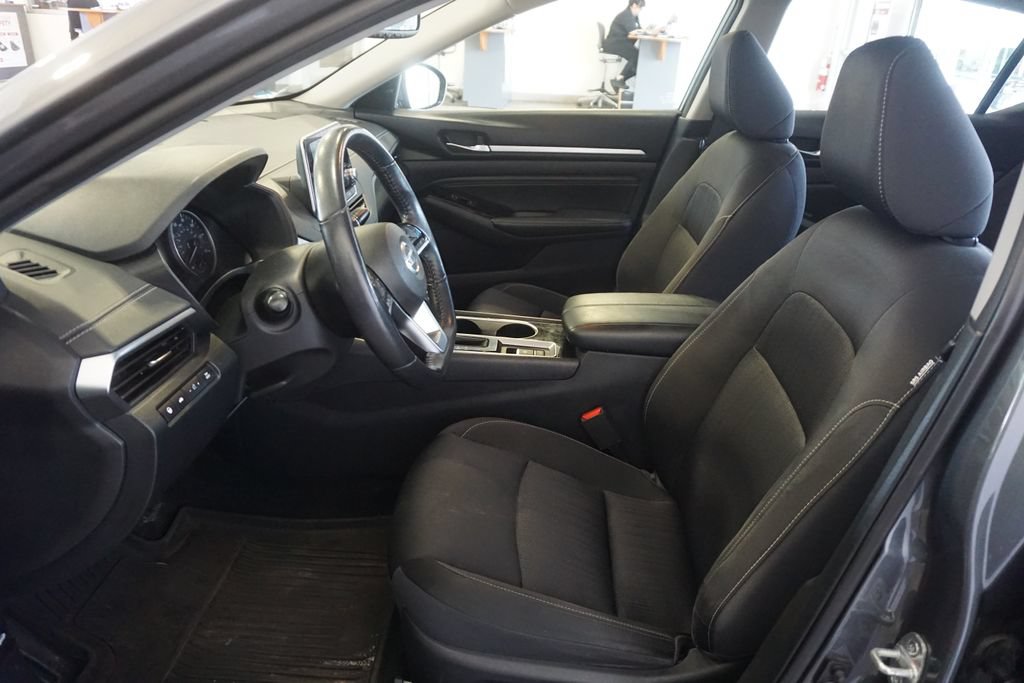 Used 2020 Nissan Altima 2.5 SV AWD/4WD image 19