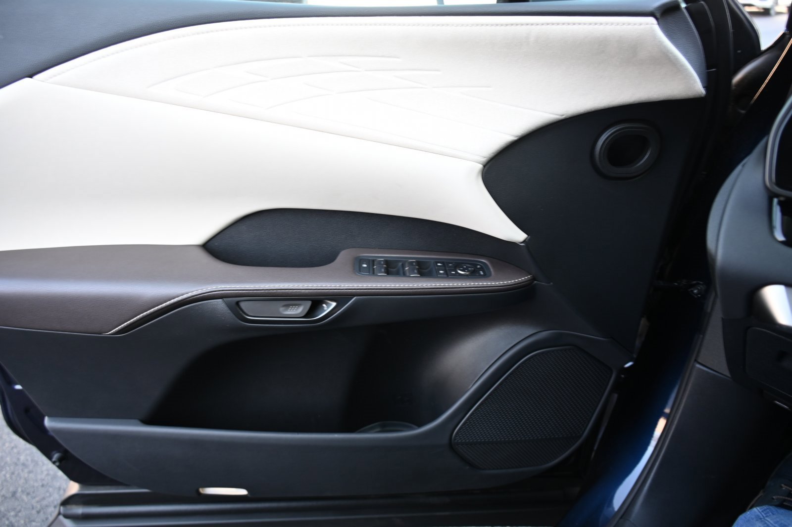 Used 2023 Lexus RX 350 FWD image 17