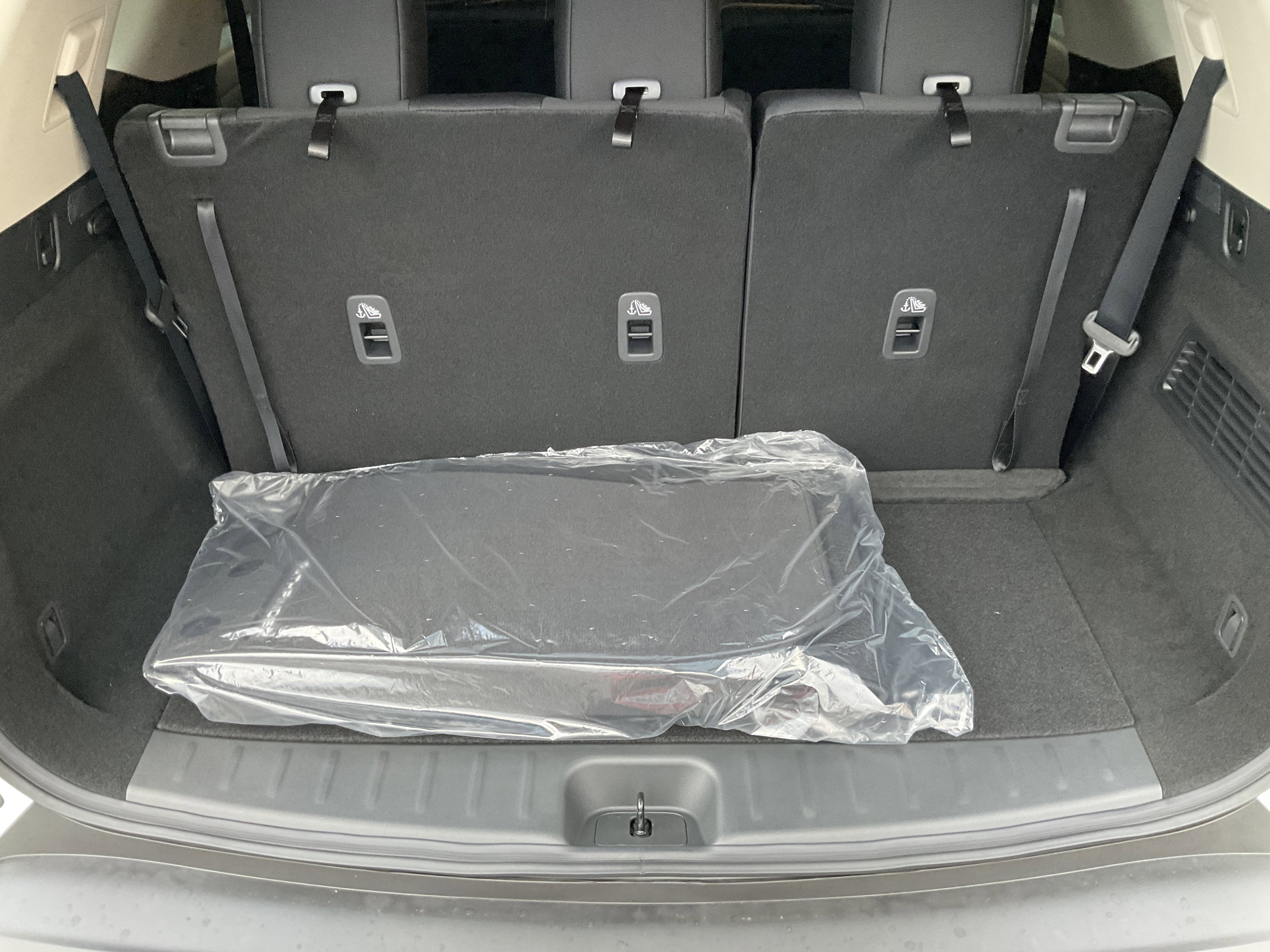 Used 2025 Nissan Pathfinder SV w/ Black Appearance Package image 43