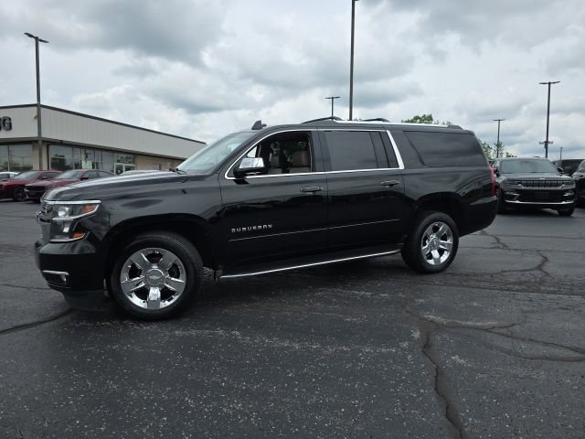 Used 2017 Chevrolet Suburban Premier AWD/4WD image 3