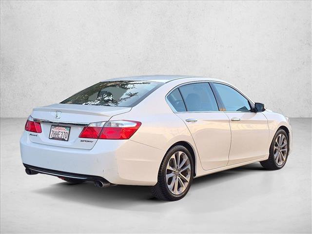 Used 2015 Honda Accord Sport image 5