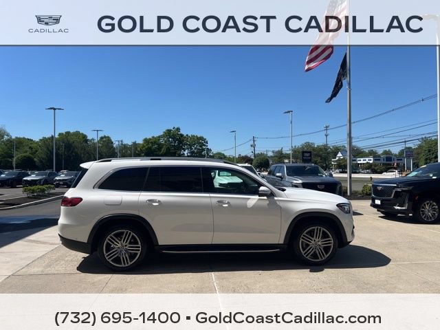 Used 2023 Mercedes-Benz GLS 450 4MATIC image 4