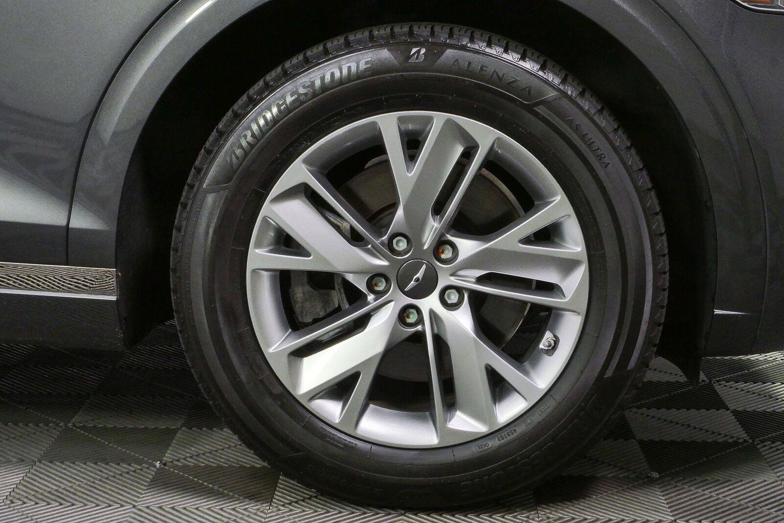 Used 2023 Genesis GV70 2.5T AWD/4WD image 36