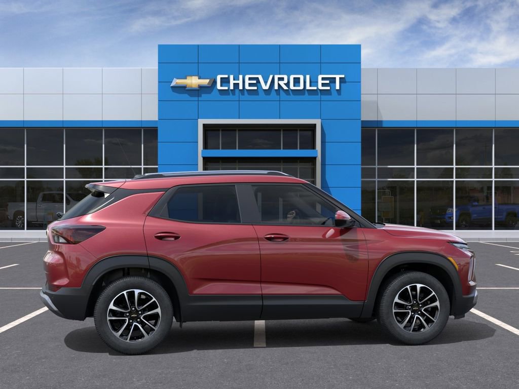Certified 2024 Chevrolet TrailBlazer LT w/ LT Cold Weather Package FWD image 5