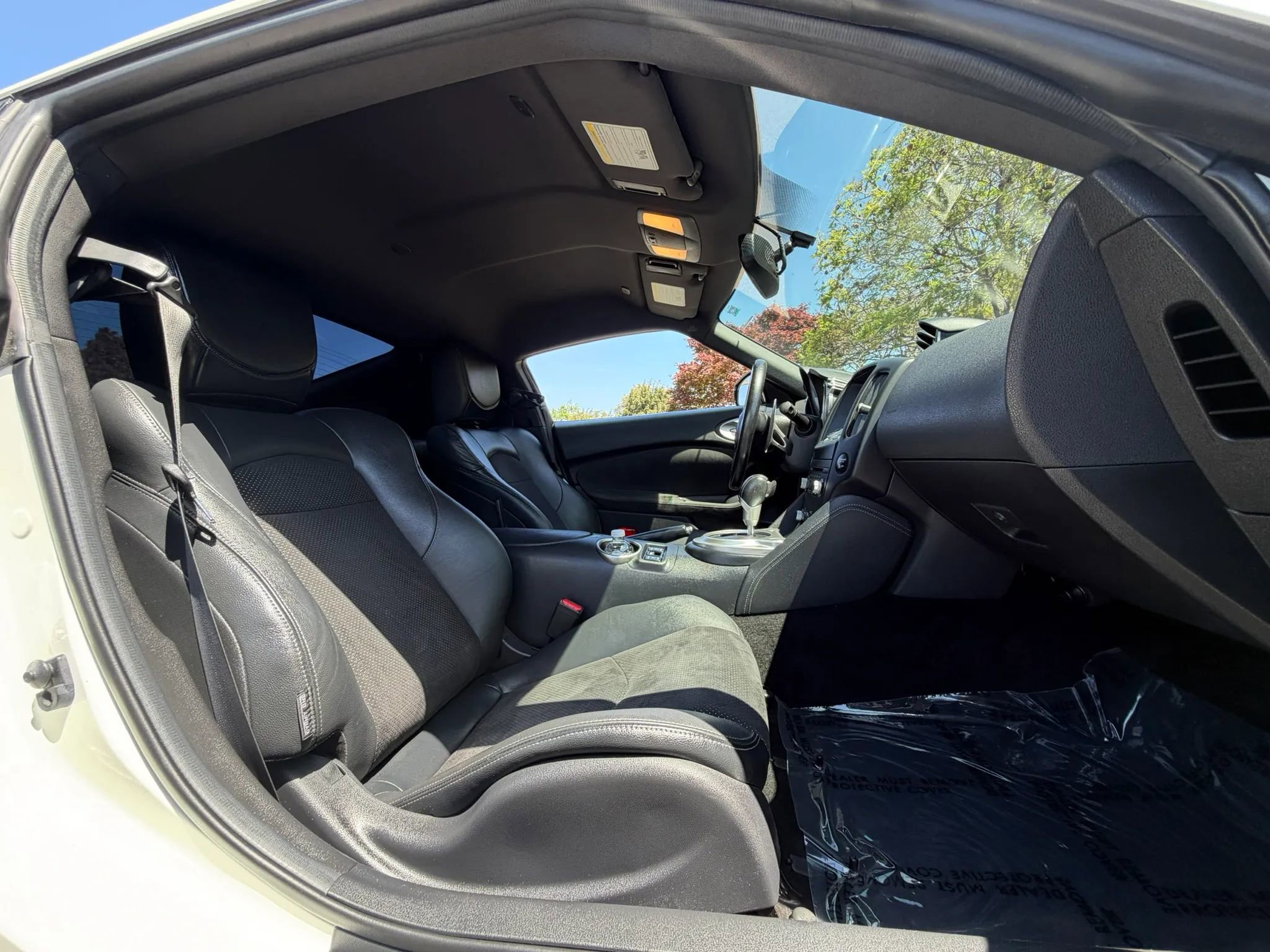 Used 2020 Nissan 370Z Touring Sport image 21