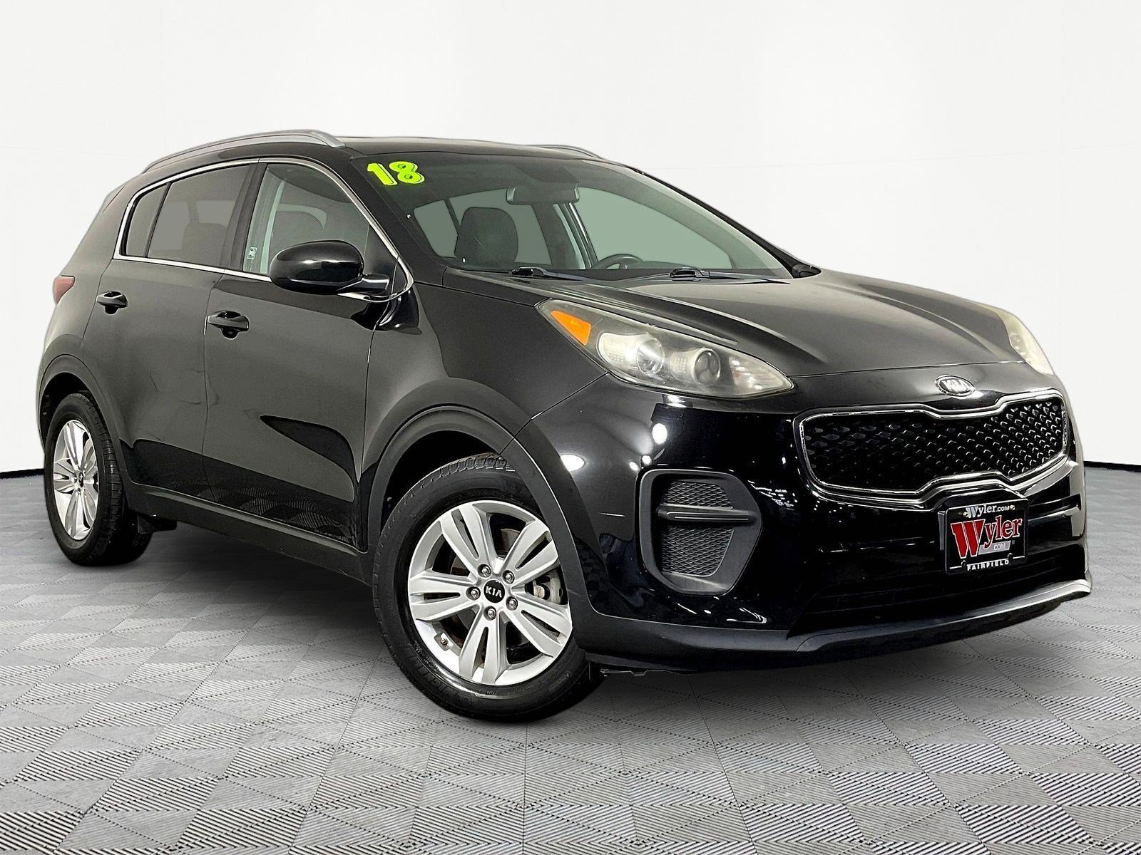 Used 2018 Kia Sportage LX w/ LX Popular Package FWD image 3