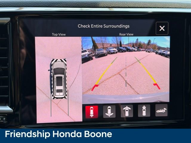 Used 2023 Chrysler Pacifica Limited w/ Uconnect Theater Family Group image 30