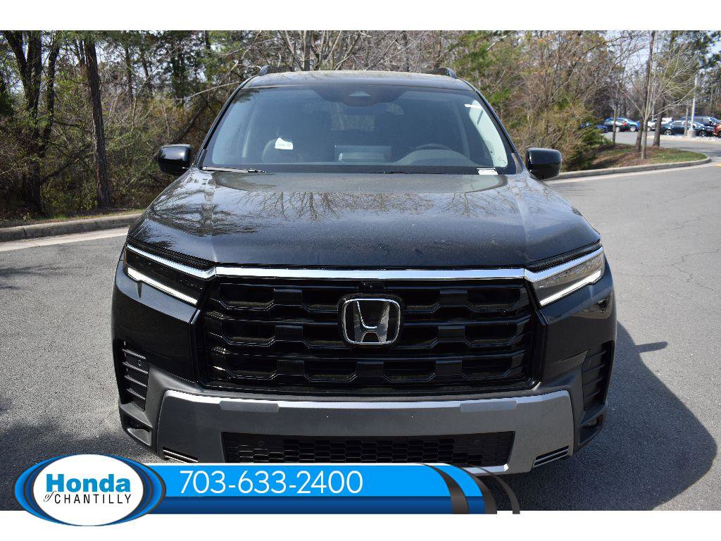 New 2026 Honda Pilot Touring image 2