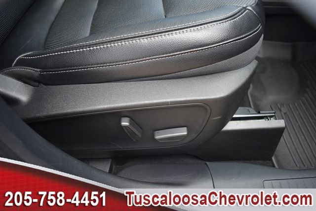 Used 2020 Ford Escape Titanium image 27