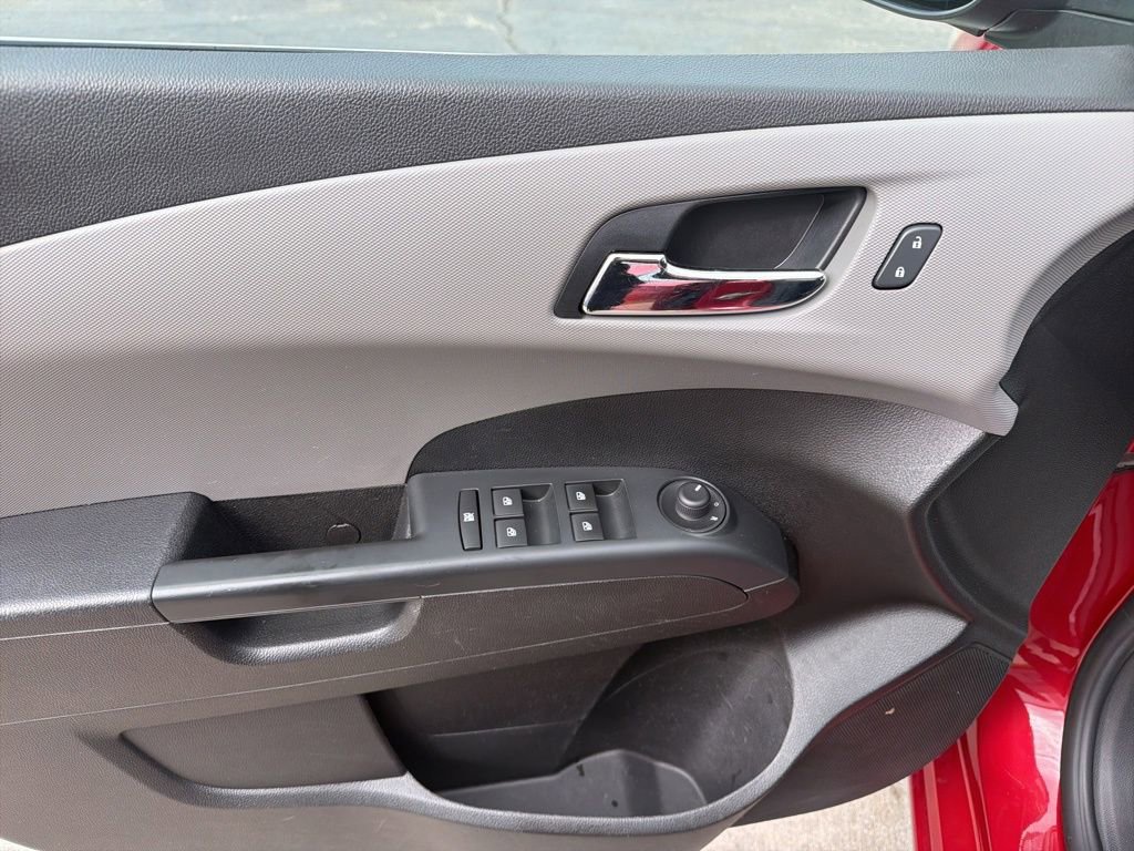 Used 2015 Chevrolet Sonic LT w/ Wheels and Fog Lamp Package image 20