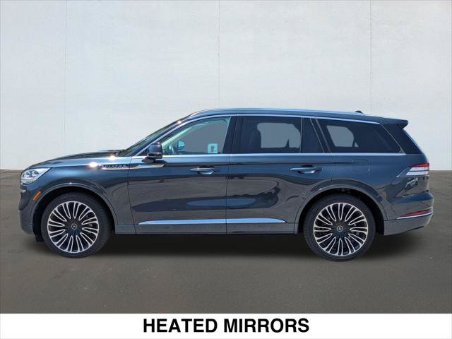Used 2023 Lincoln Aviator Black Label w/ Dynamic Handling Package AWD/4WD image 2